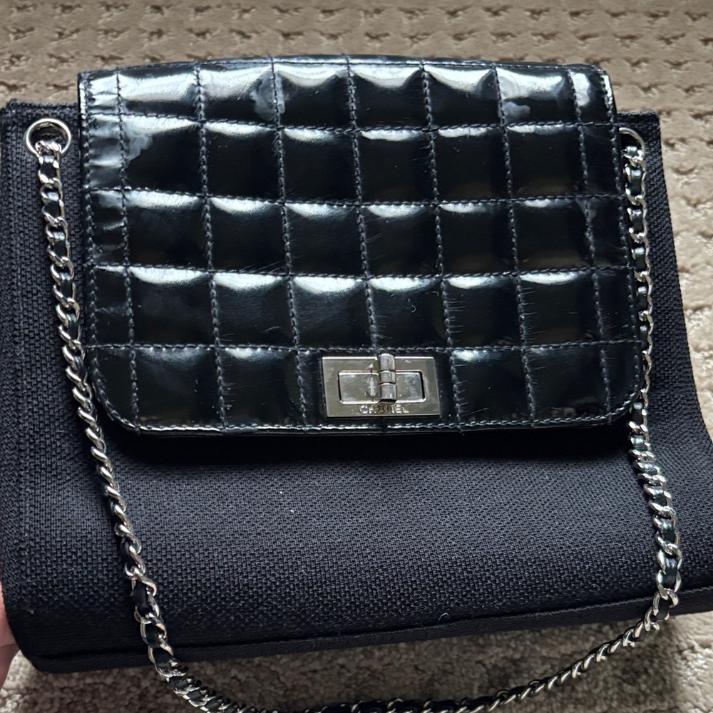 Chanel Black Quilted Crossbody Bag with Chain Strap